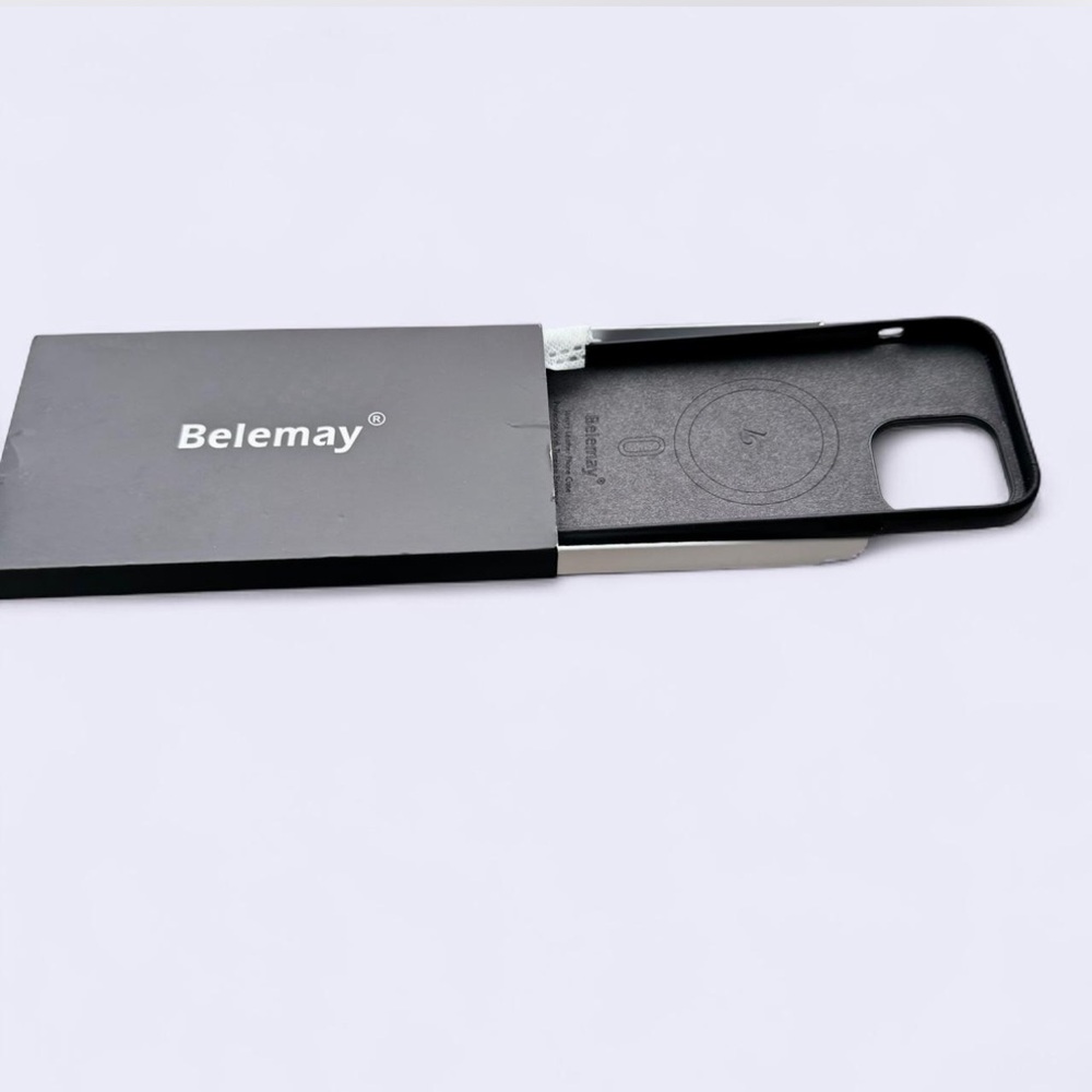 Belemay iPhone 14 max Case NWT